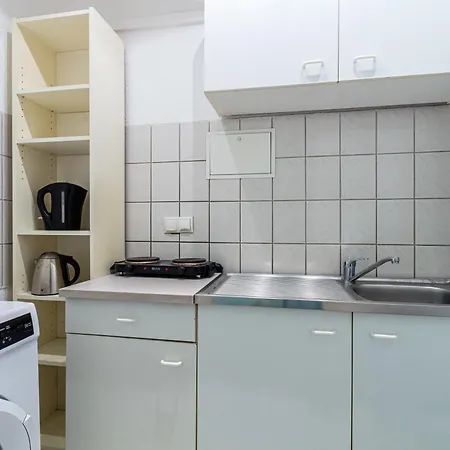 Für Monteure In Apartment