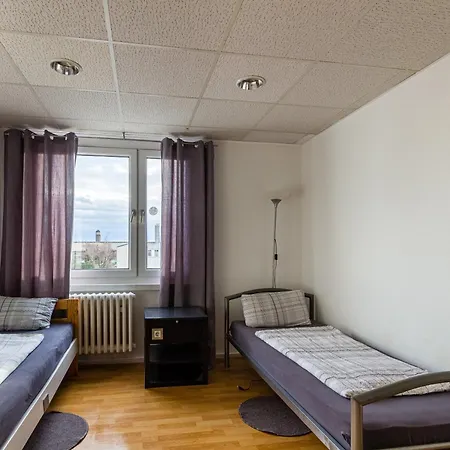 Für Monteure In *